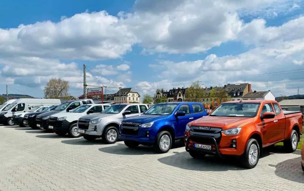 Isuzu D-Max 4x4 LS A/T DoubleCab null-photo-0