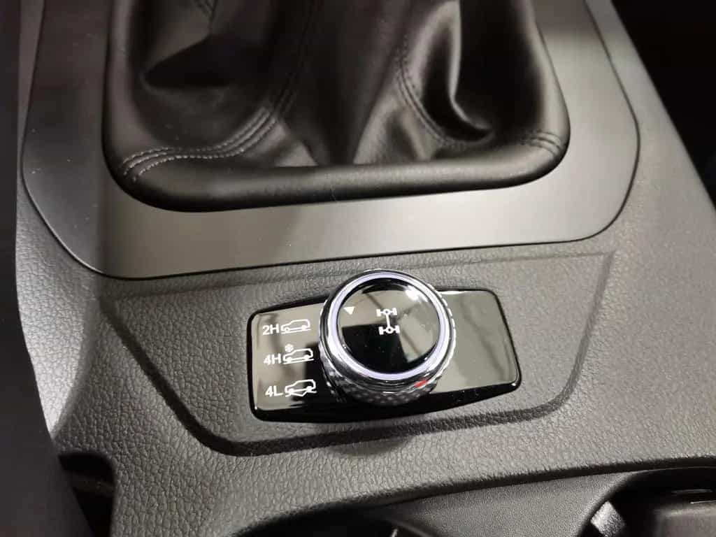 Ssangyong Musso Grand 2.2 D 4WD Navi|RFK|PDC 10/2025-photo-12