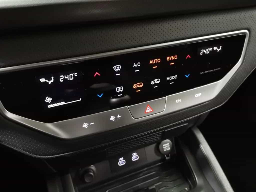 Ssangyong Musso Grand 2.2 D 4WD Navi|RFK|PDC 10/2025-photo-13