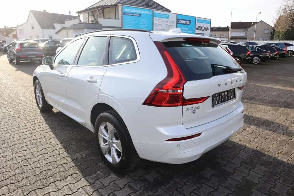 Volvo XC60 B4 D |NAVIGATION|ACC|SHZG|LED| 10/2022-photo-8