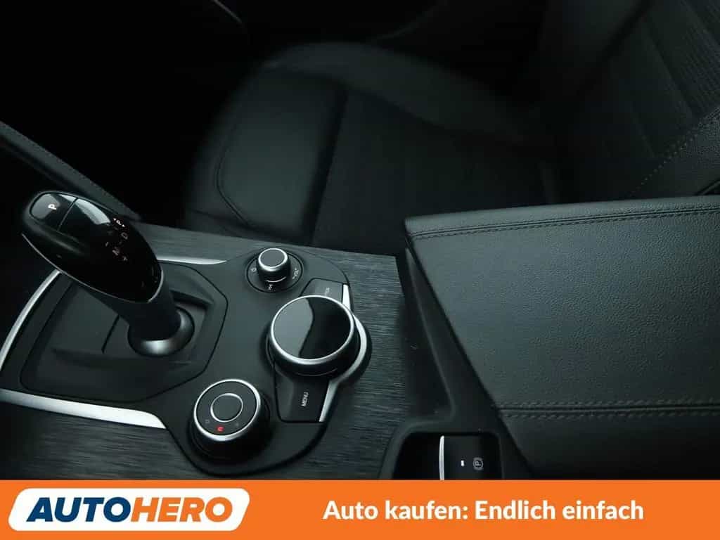 Alfa Romeo Stelvio 2.2 JTDM Q4 B-Tech Aut.*NAVI*BI-XENON* 01/2020-photo-23