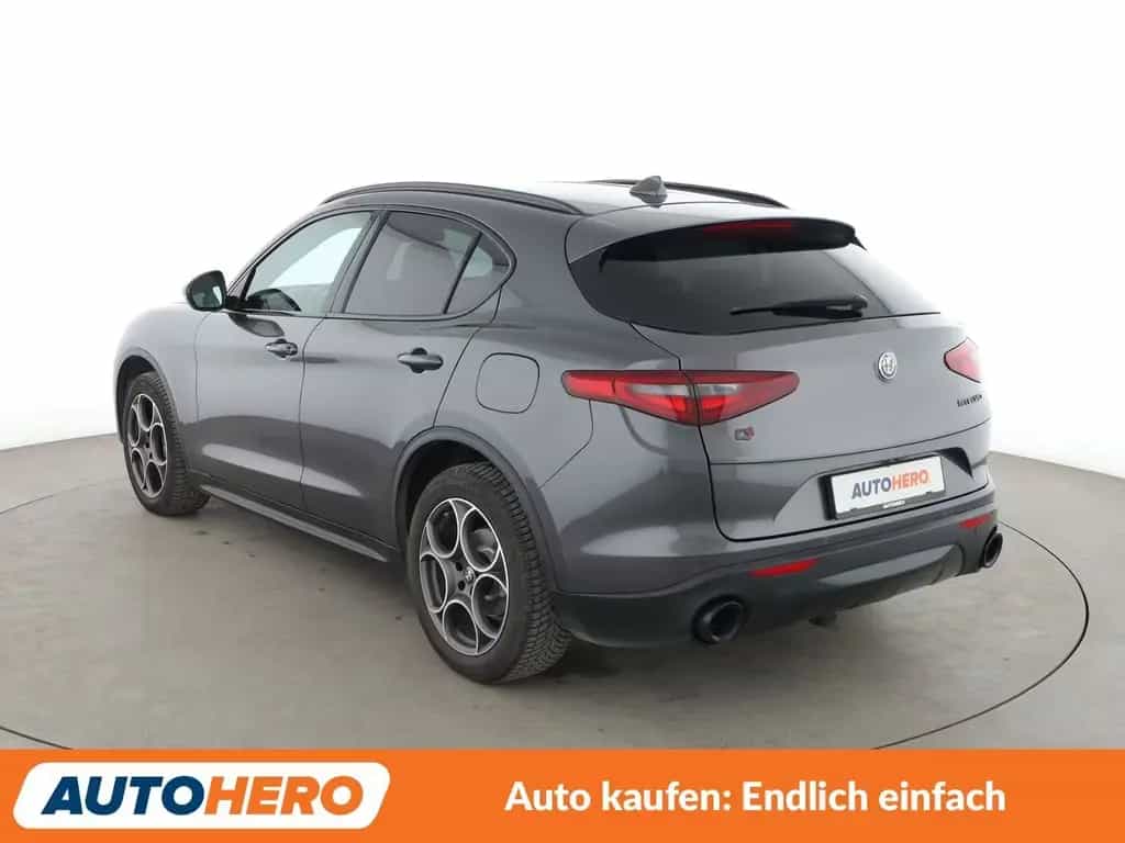 Alfa Romeo Stelvio 2.2 JTDM Q4 B-Tech Aut.*NAVI*BI-XENON* 01/2020-photo-3