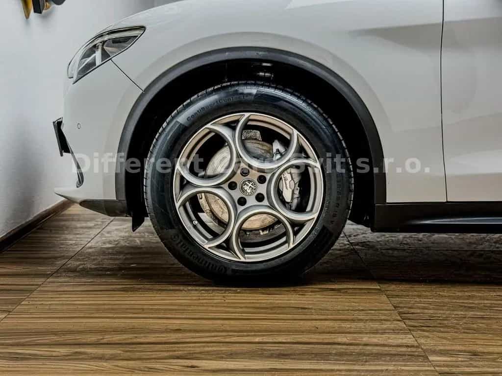 Alfa Romeo Stelvio Sprint Q4 03/2022-photo-6