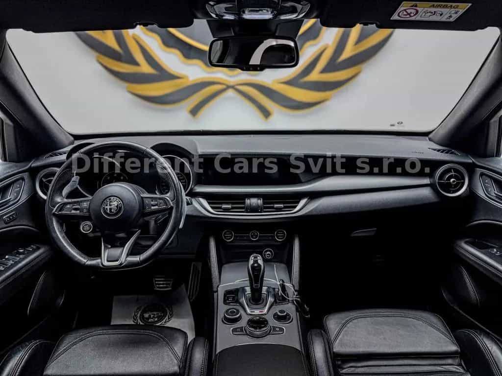 Alfa Romeo Stelvio Sprint Q4 03/2022-photo-9