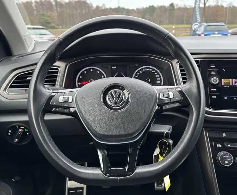 Volkswagen T-Roc Style 07/2018-photo-10