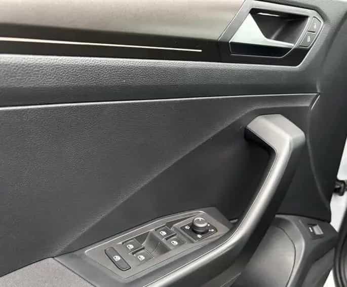 Volkswagen T-Roc Style 07/2018-photo-12