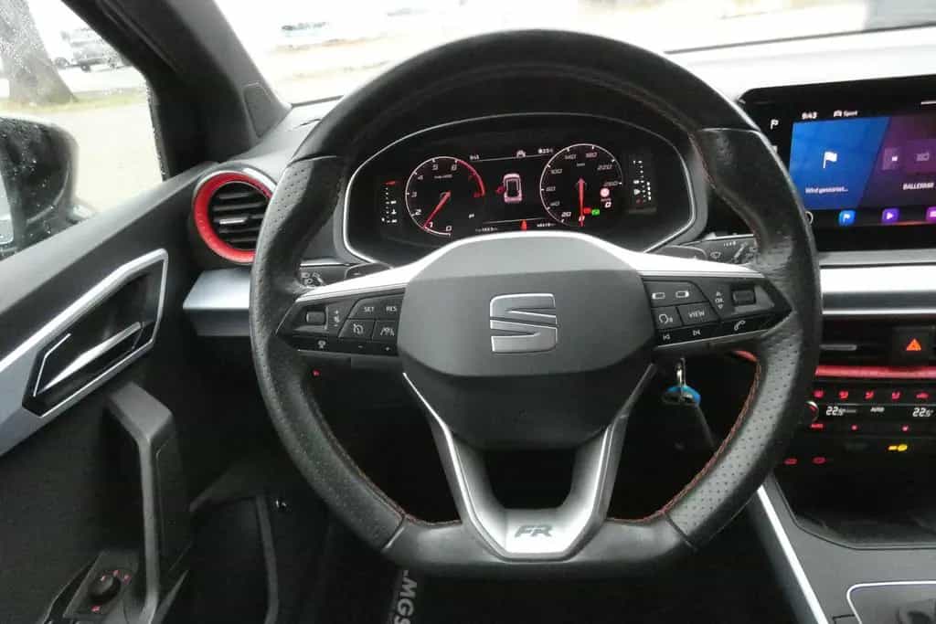 Seat Arona 1.0 FR Beats FL #ACC #NAVI #KAM #LED #AHK 11/2021-photo-11