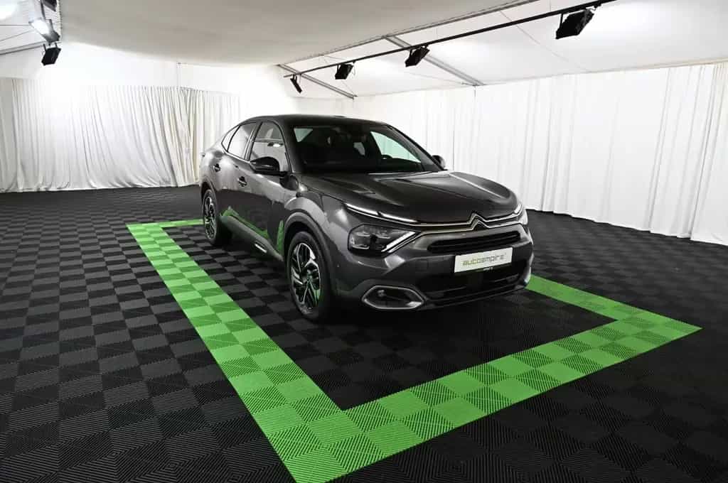 Citroën C4 X 1.2 PT EAT8 130 MAX LED/NAV/SOUND/PANO/H-UP 04/2024-photo-3