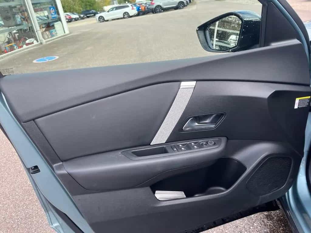 Citroën C4 Shine Stop&Start SITZHEIZUNG+360°KAMERA 11/2023-photo-14