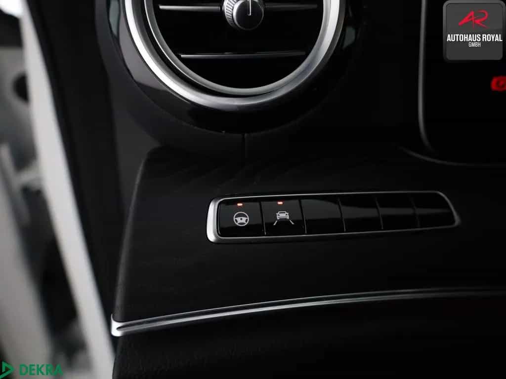 Mercedes-Benz E-Class 200 4M T AMG NIGHT MULTIBEAM,360GRAD,DISTRO,SH 03/2018-photo-12