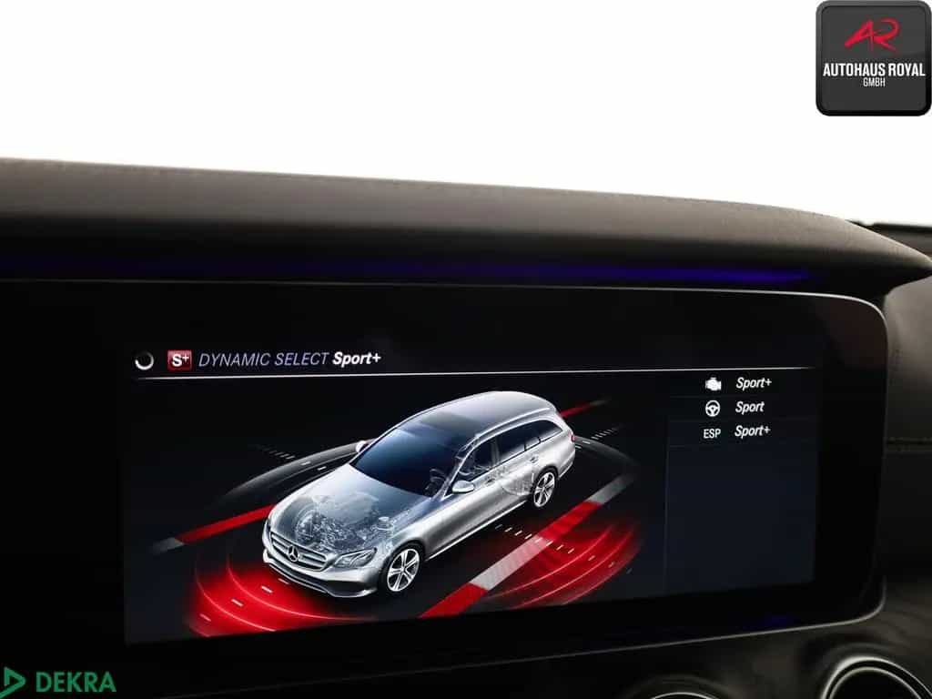 Mercedes-Benz E-Class 200 4M T AMG NIGHT MULTIBEAM,360GRAD,DISTRO,SH 03/2018-photo-19