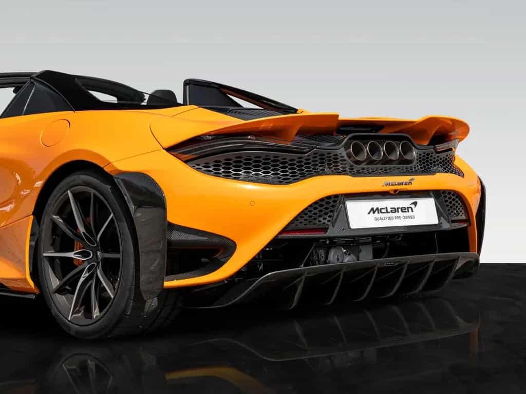 McLaren 765LT Spider | Carbon Exterior | Racing Seats 08/2022-photo-24