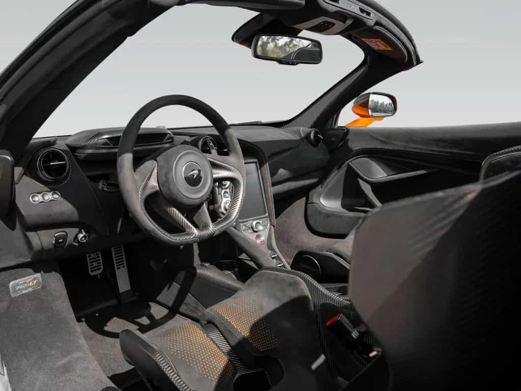 McLaren 765LT Spider | Carbon Exterior | Racing Seats 08/2022-photo-3