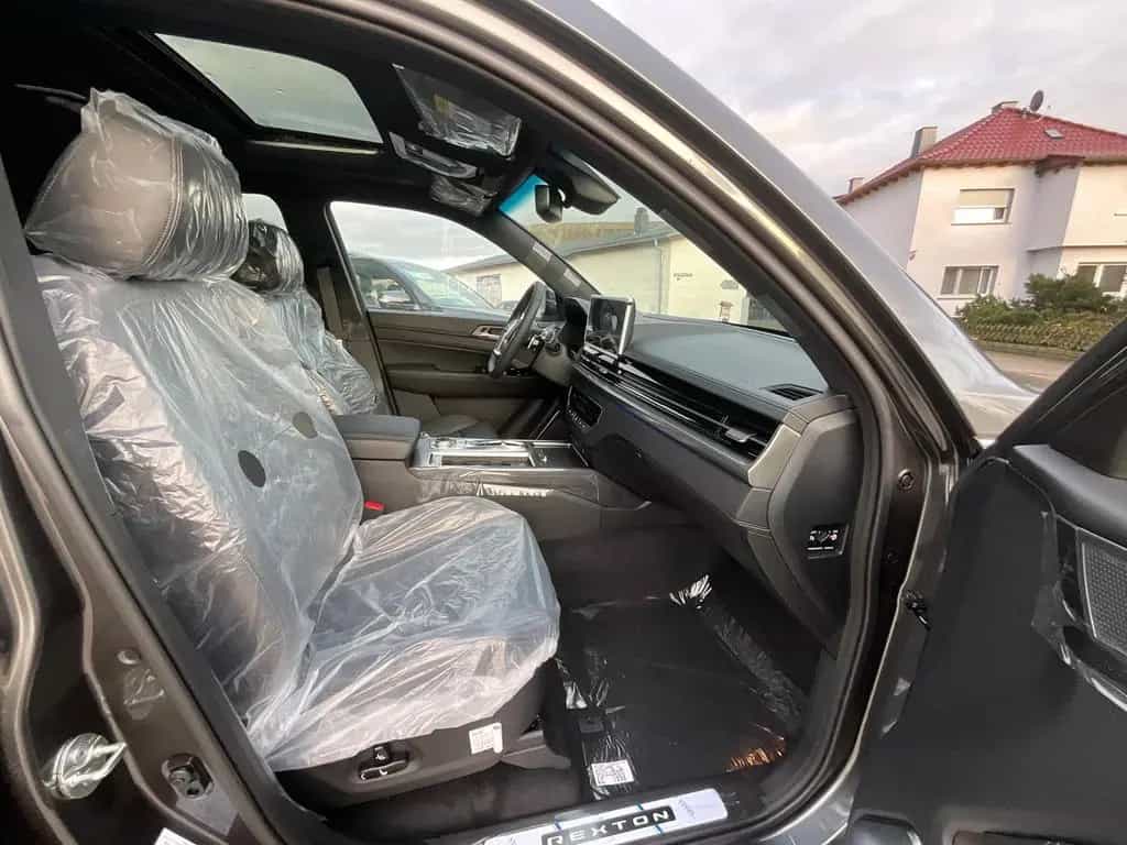 KGM Rexton LUX 2,2Di AHK3,5t 5 Jahre Herstellergaran null-photo-18