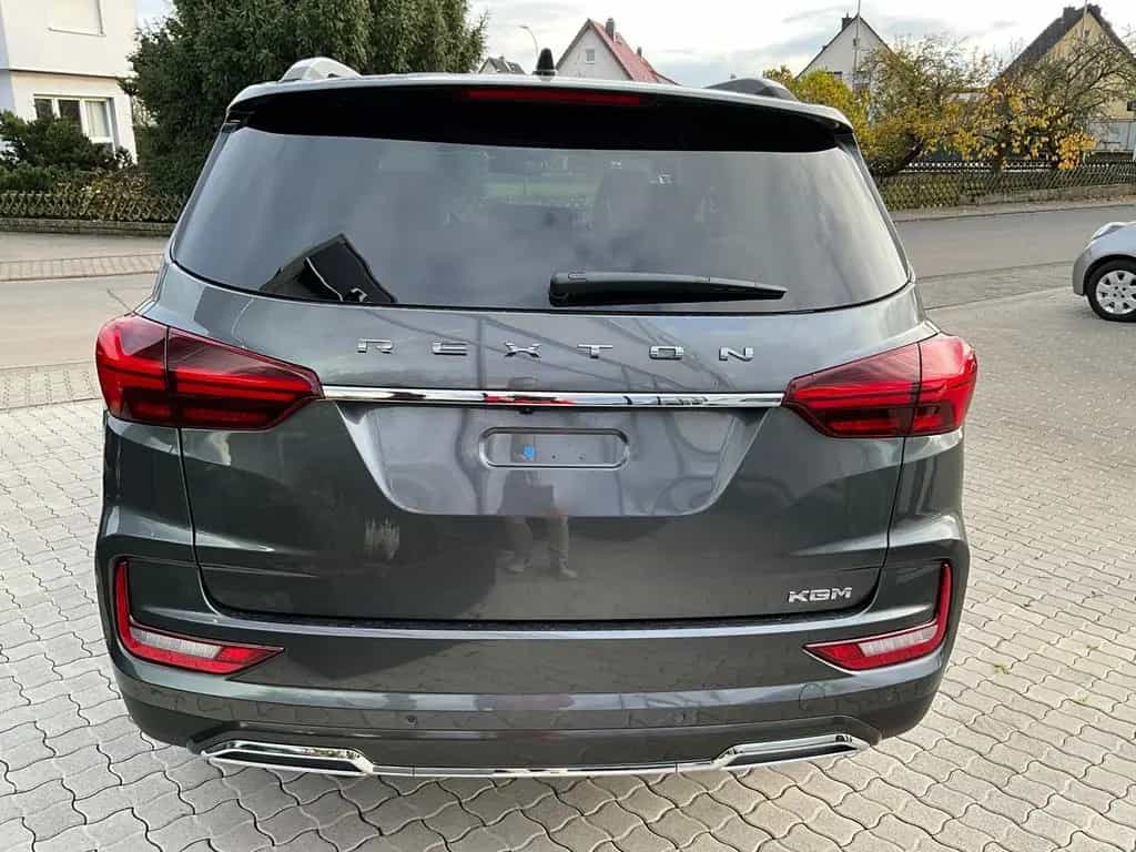 KGM Rexton LUX 2,2Di AHK3,5t 5 Jahre Herstellergaran null-photo-3