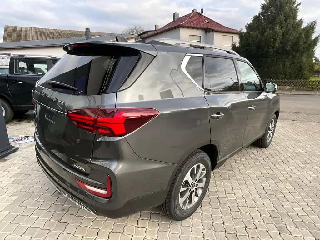 KGM Rexton LUX 2,2Di AHK3,5t 5 Jahre Herstellergaran null-photo-4