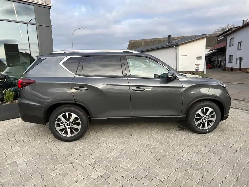 KGM Rexton LUX 2,2Di AHK3,5t 5 Jahre Herstellergaran null-photo-5