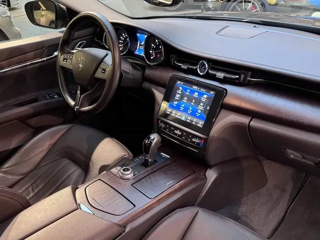 Maserati Quattroporte GranLusso S Q4 e.SHD+ 02/2018-photo-13