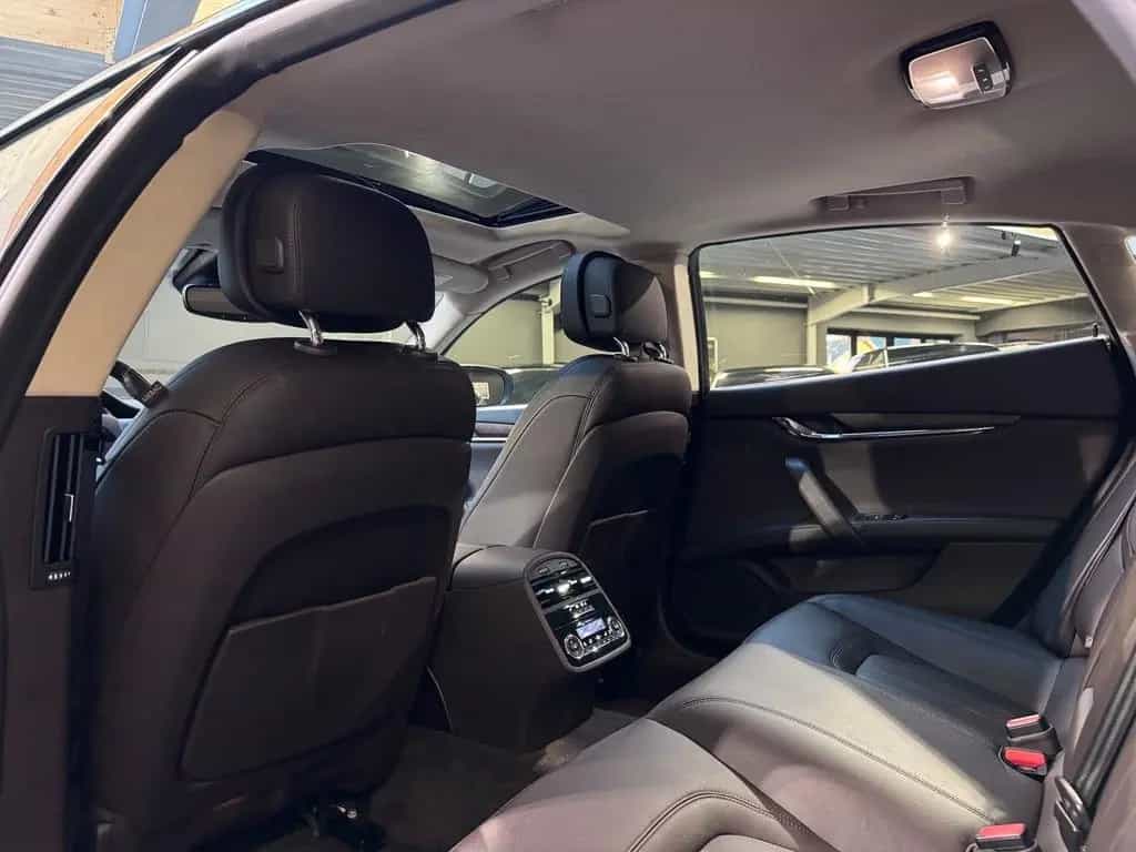 Maserati Quattroporte GranLusso S Q4 e.SHD+ 02/2018-photo-18