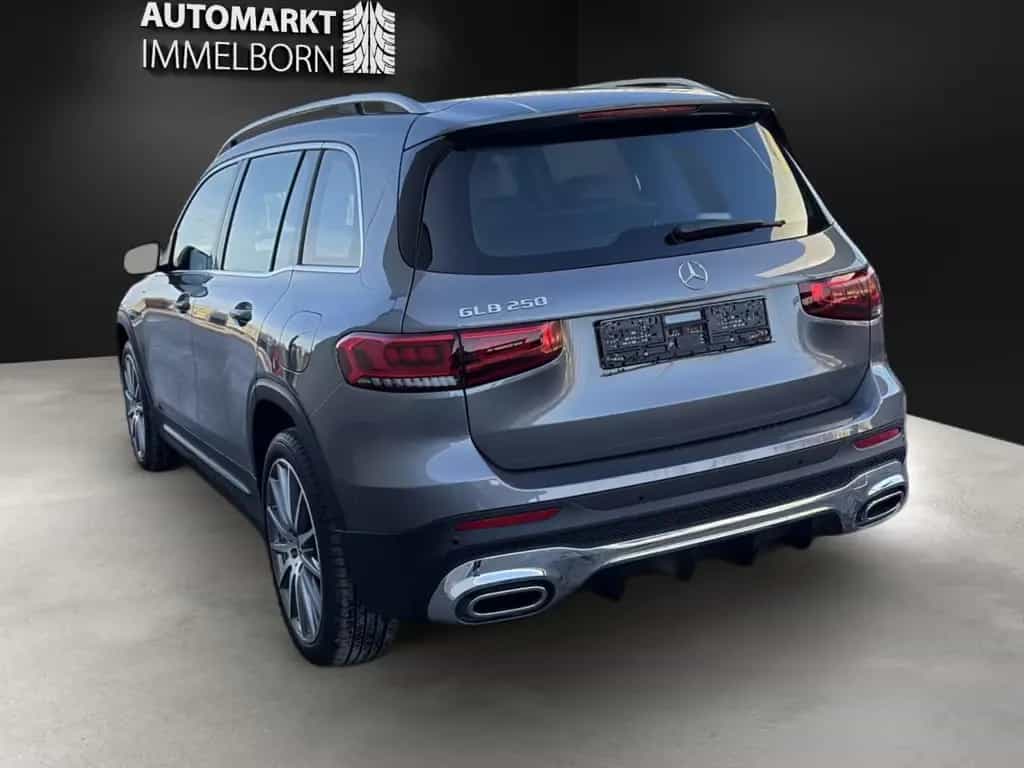 Mercedes-Benz GLB 250 AMG 20*Kamera*LED*Distro*Alcantara*DAB*T 09/2021-photo-4