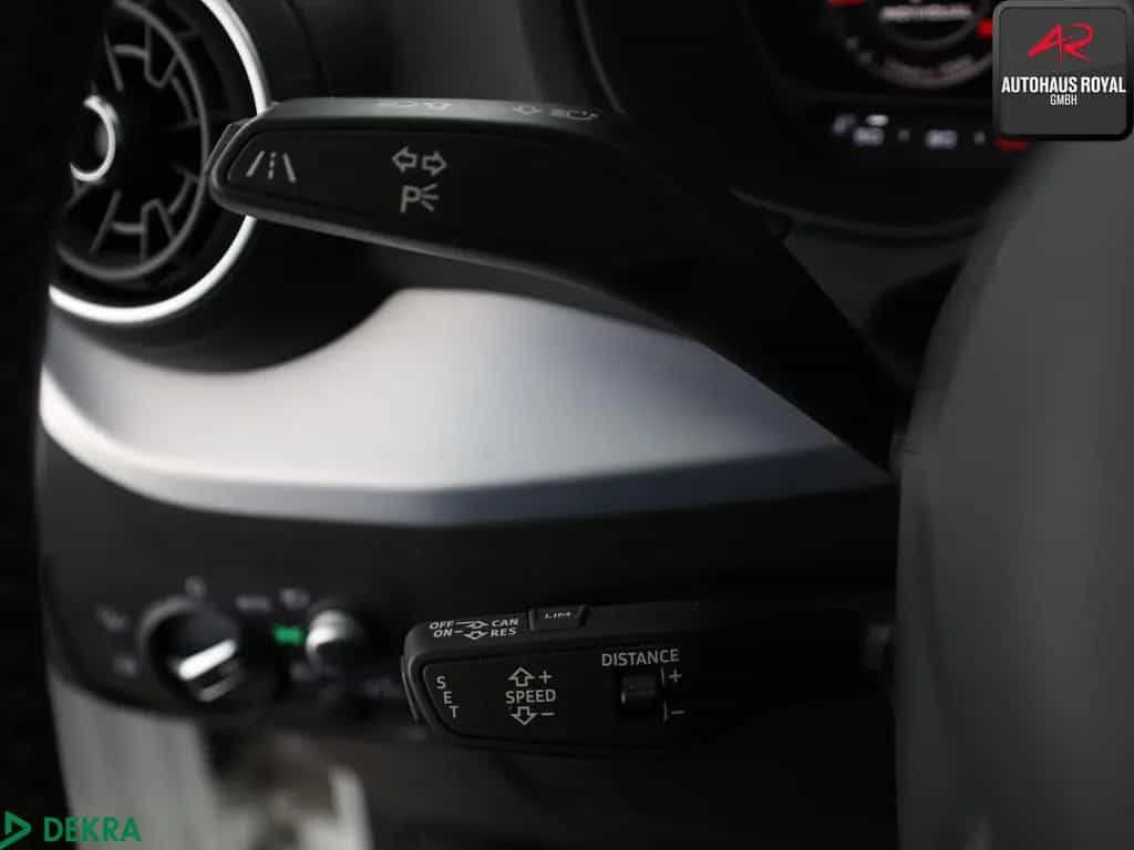 Audi Q2 2.0 TFSI qu S LINE KEYLESS,HUD,KAMERA,PANO,SH 08/2018-photo-18