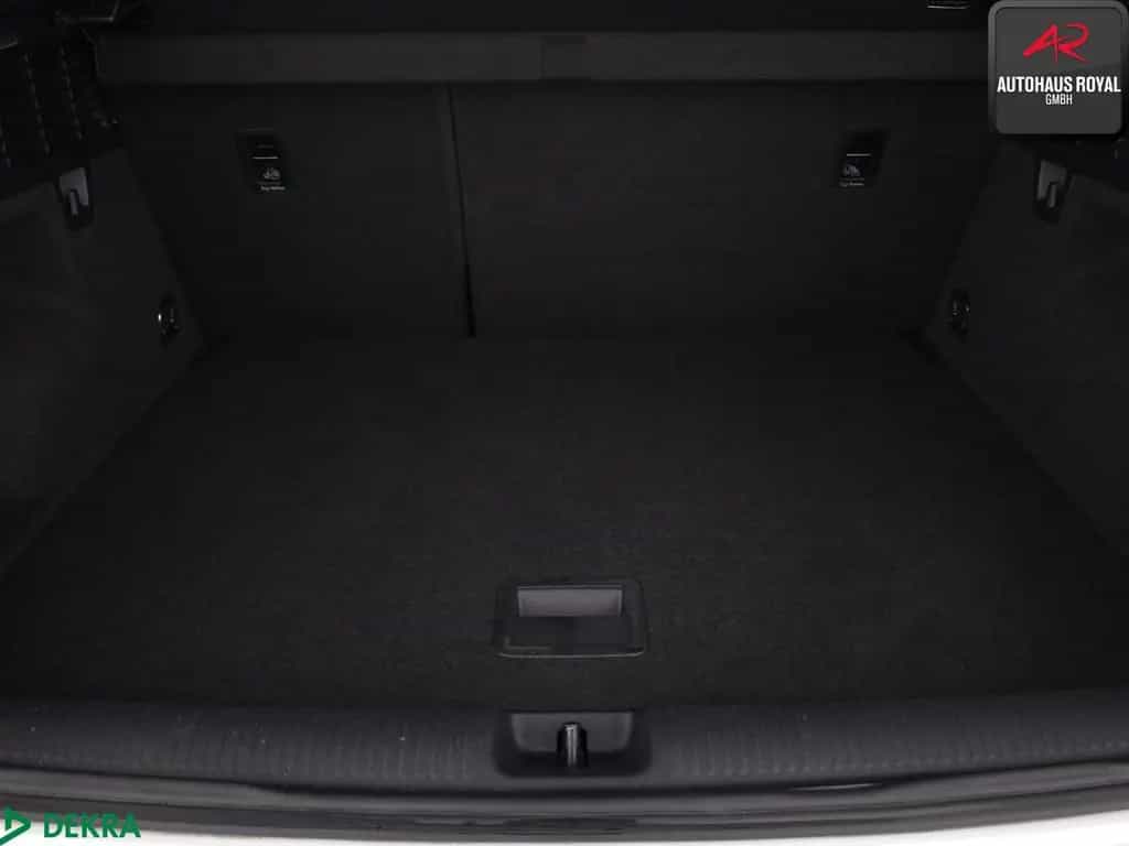 Audi Q2 2.0 TFSI qu S LINE KEYLESS,HUD,KAMERA,PANO,SH 08/2018-photo-24
