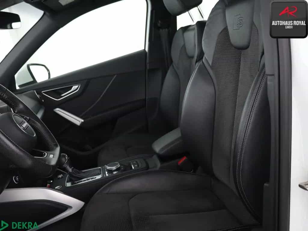 Audi Q2 2.0 TFSI qu S LINE KEYLESS,HUD,KAMERA,PANO,SH 08/2018-photo-9
