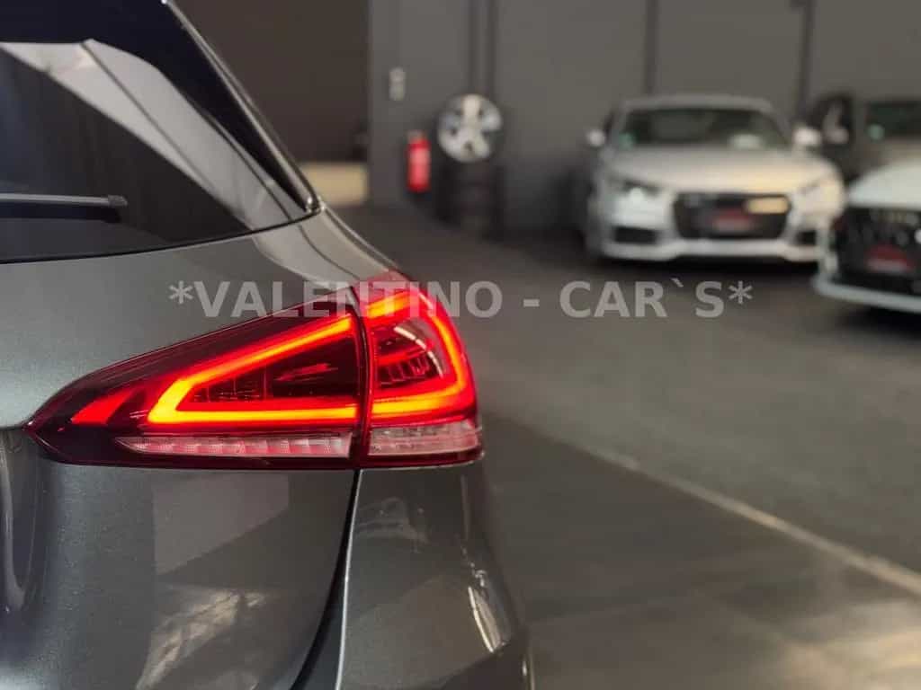 Mercedes-Benz A 200 Automatik/Navi/Virtual/Ahk/Kam/Spurh/Totwi 09/2018-photo-29