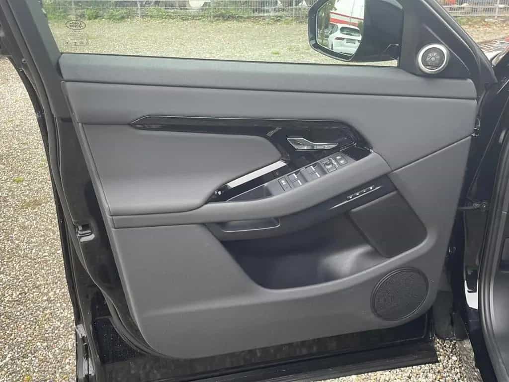 Land Rover Range Rover Rover Evoque D200 Dynamic SE 09/2025-photo-19
