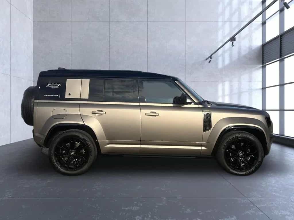 Land Rover Defender 110 P635 OCTA 07/2025-photo-3