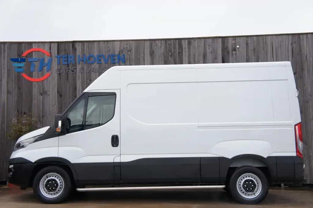Iveco Daily 35S12 2.3 HPi Hi-Matic L2H2 AHK 85KW Euro6 01/2018-photo-0