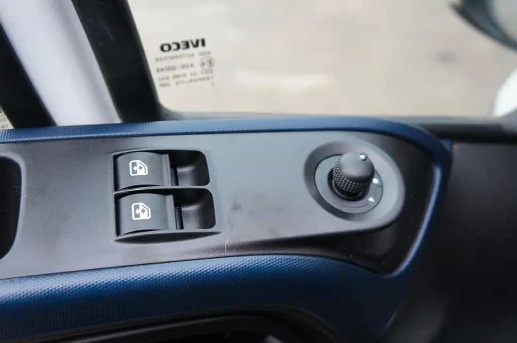 Iveco Daily 35S12 2.3 HPi Hi-Matic L2H2 AHK 85KW Euro6 01/2018-photo-16