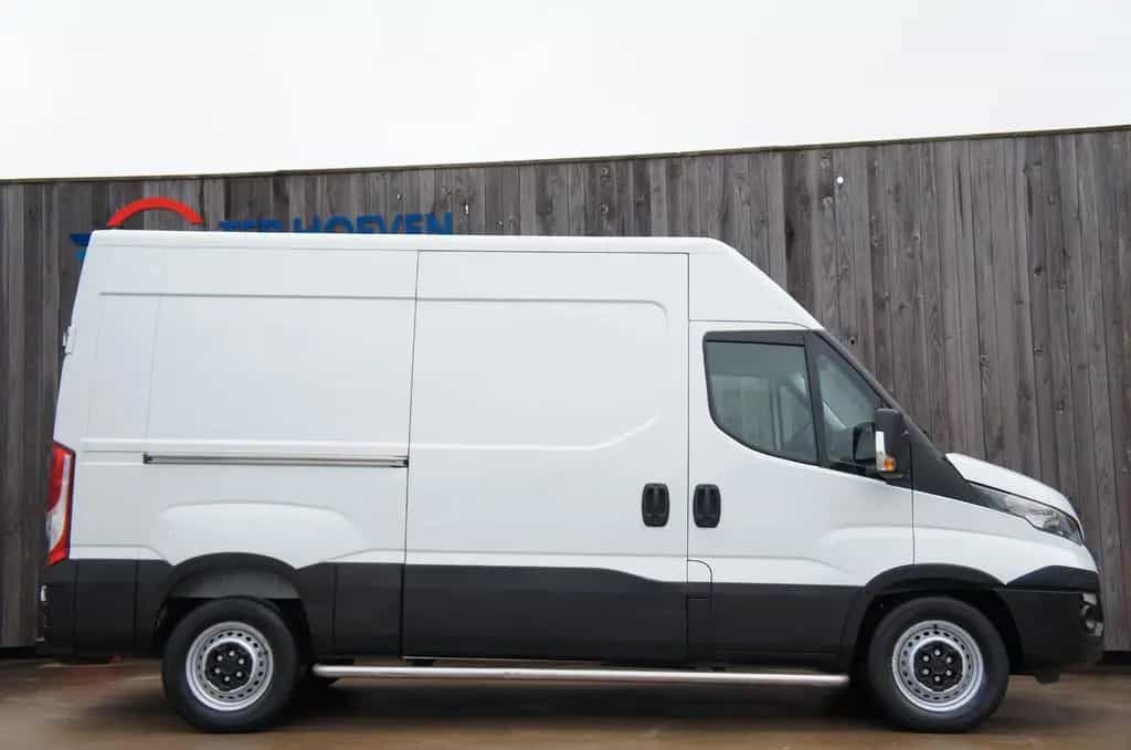 Iveco Daily 35S12 2.3 HPi Hi-Matic L2H2 AHK 85KW Euro6 01/2018-photo-3