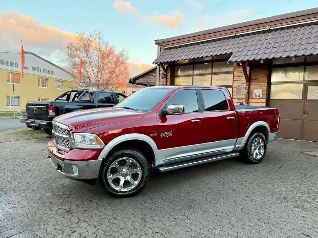 Dodge Clean CARFAX*UNFALLFREI*LARAMIE*RAMBOX*GARANTIE 10/2018-photo-1