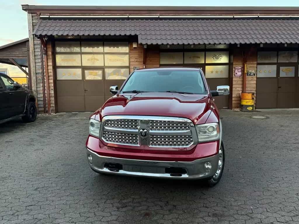 Dodge Clean CARFAX*UNFALLFREI*LARAMIE*RAMBOX*GARANTIE 10/2018-photo-4