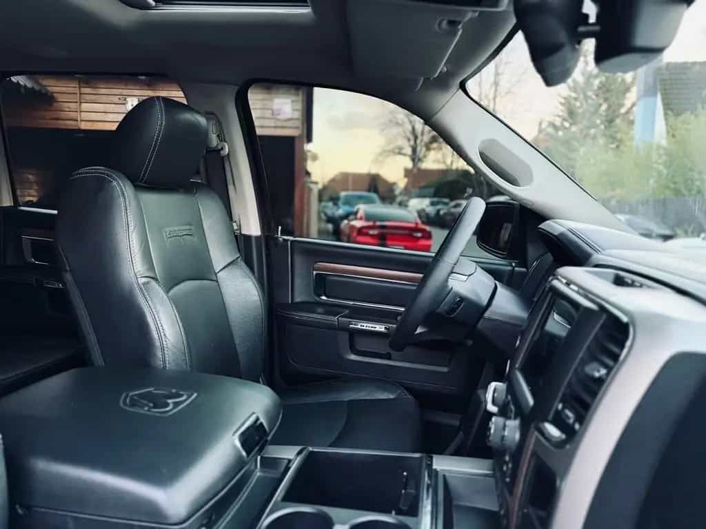 Dodge Clean CARFAX*UNFALLFREI*LARAMIE*RAMBOX*GARANTIE 10/2018-photo-41