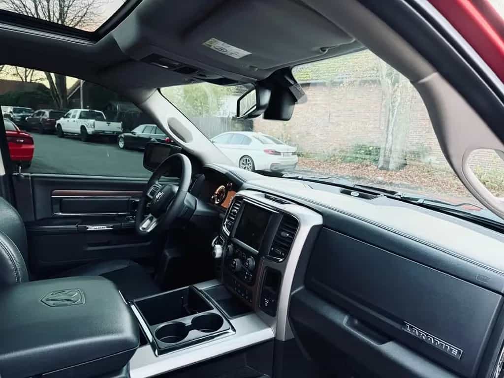 Dodge Clean CARFAX*UNFALLFREI*LARAMIE*RAMBOX*GARANTIE 10/2018-photo-44