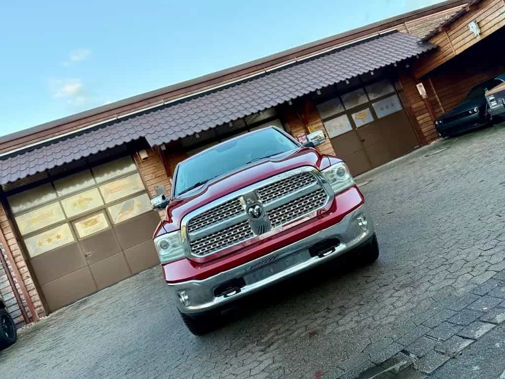 Dodge Clean CARFAX*UNFALLFREI*LARAMIE*RAMBOX*GARANTIE 10/2018-photo-9