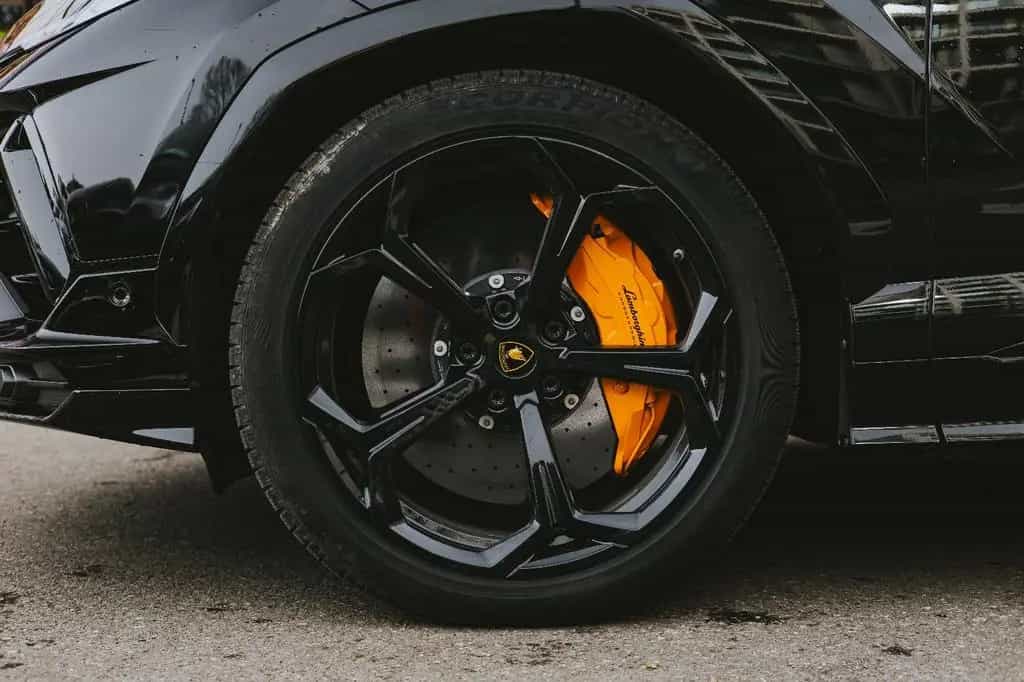 Lamborghini Urus 4.0 V8 Sport 08/2024-photo-23