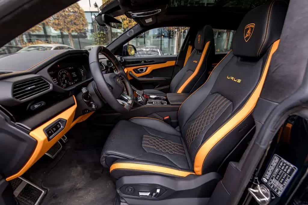 Lamborghini Urus 4.0 V8 Sport 08/2024-photo-8