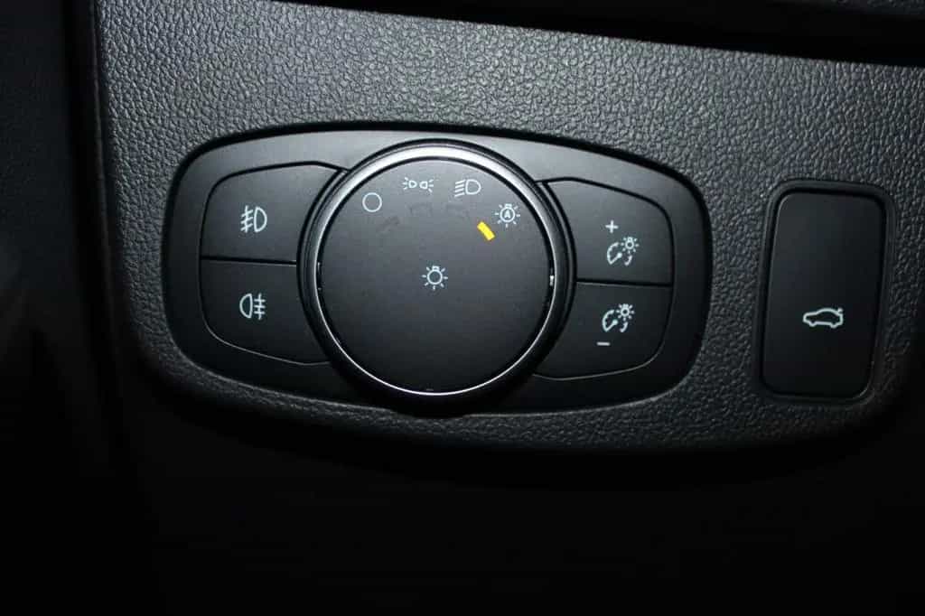 Ford Focus ST-Line X Turnier AHK LED NAVI CAM WinterP 11/2021-photo-15