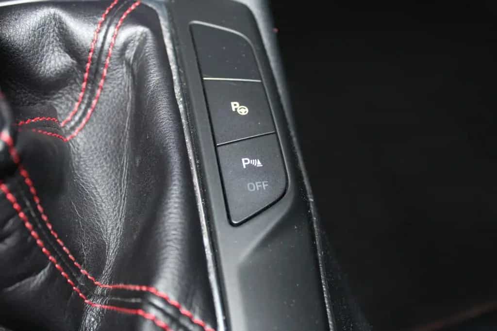 Ford Focus ST-Line X Turnier AHK LED NAVI CAM WinterP 11/2021-photo-20