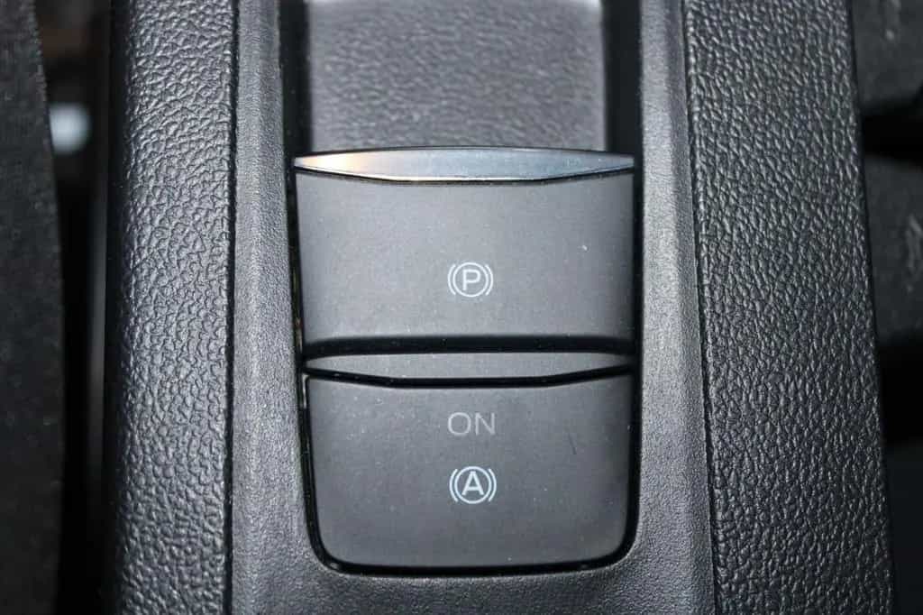 Ford Focus ST-Line X Turnier AHK LED NAVI CAM WinterP 11/2021-photo-21