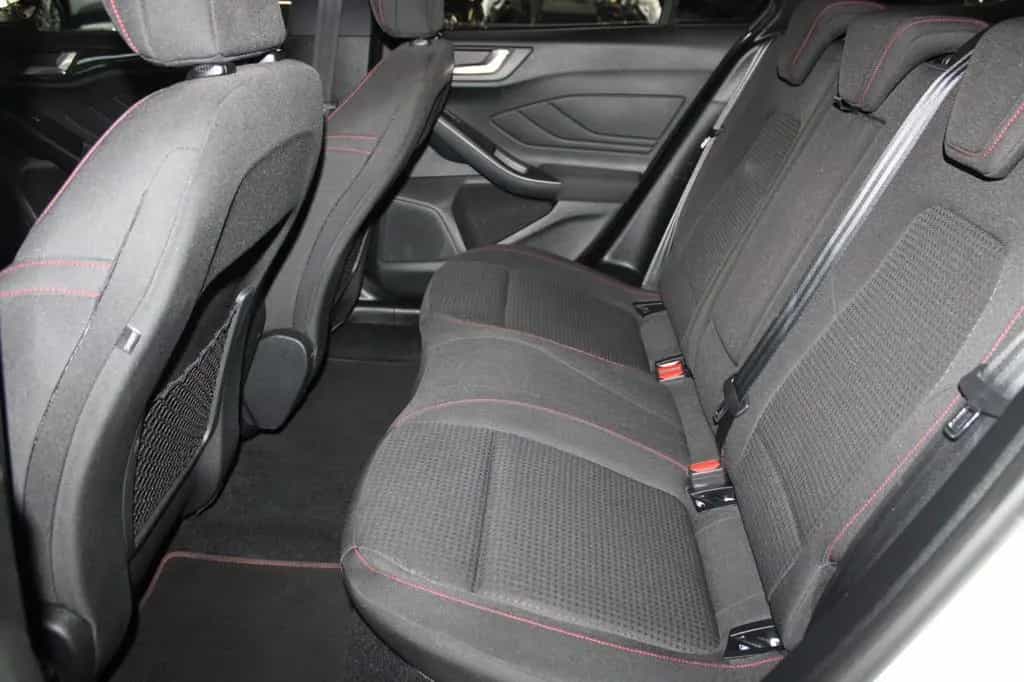 Ford Focus ST-Line X Turnier AHK LED NAVI CAM WinterP 11/2021-photo-23