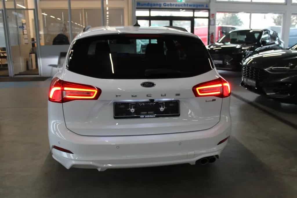 Ford Focus ST-Line X Turnier AHK LED NAVI CAM WinterP 11/2021-photo-3