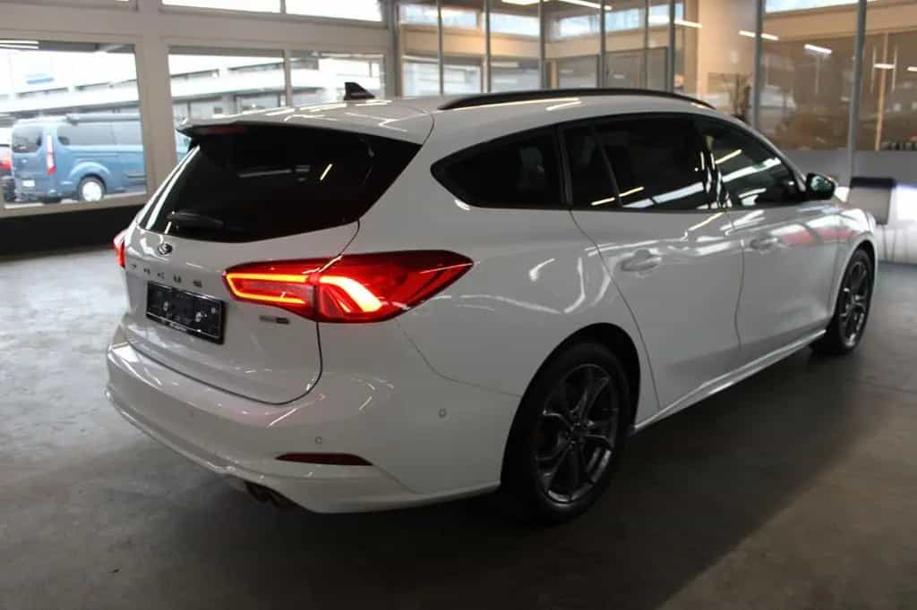 Ford Focus ST-Line X Turnier AHK LED NAVI CAM WinterP 11/2021-photo-4