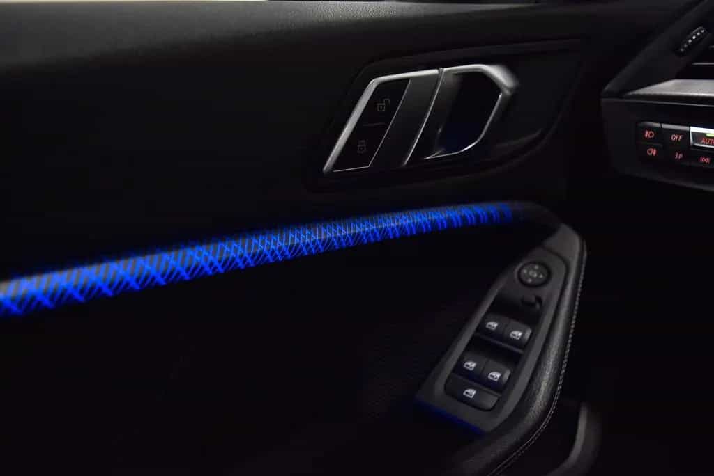 BMW 116 iA Luxury Line 02/2021-photo-17