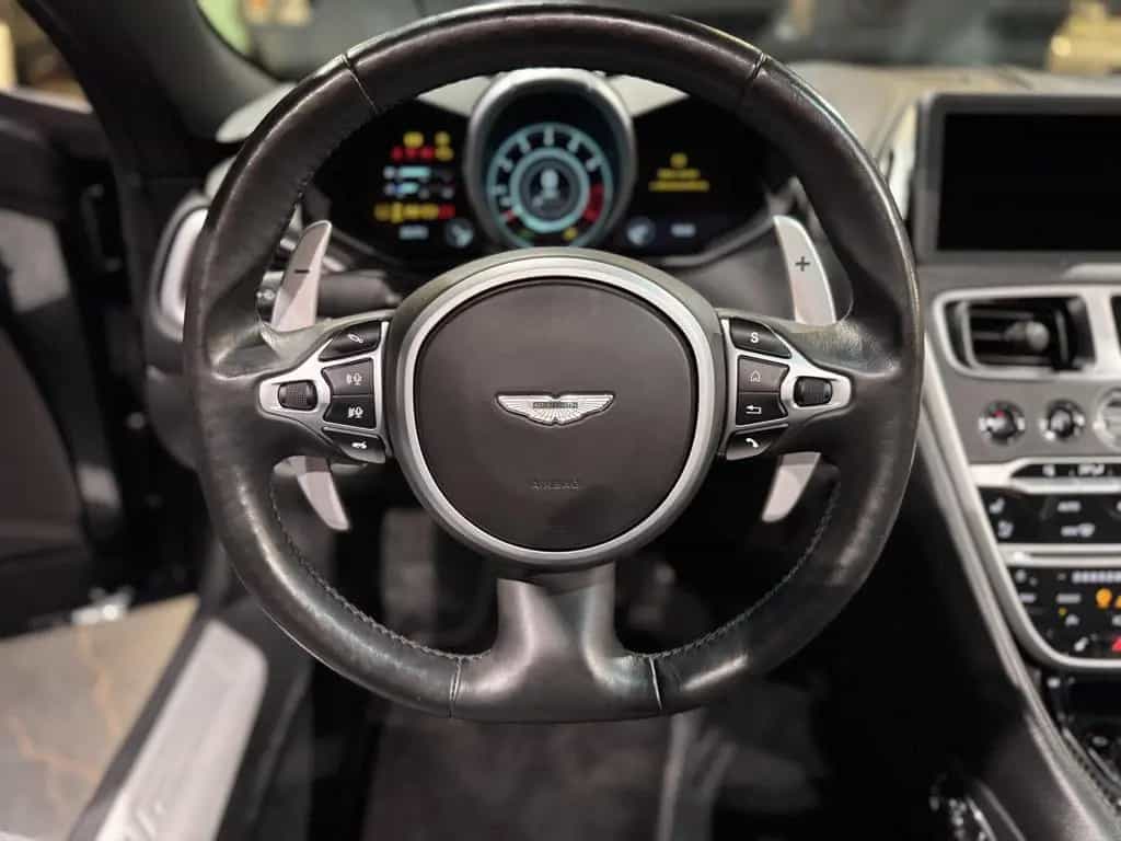 Aston Martin DBS Volante Superleggera Dt.Auto*Carbon 11/2020-photo-22