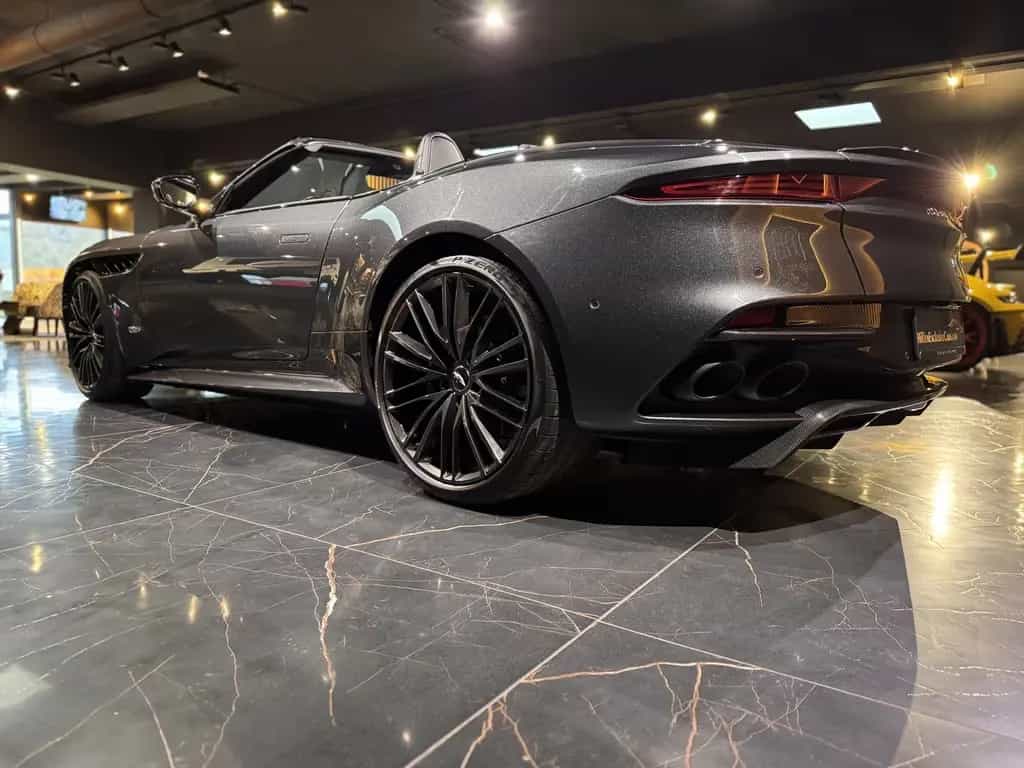Aston Martin DBS Volante Superleggera Dt.Auto*Carbon 11/2020-photo-6