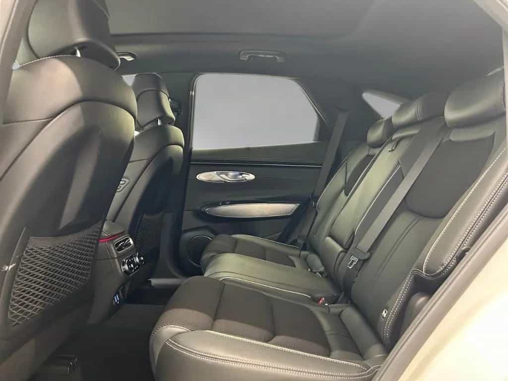 Genesis GV70 Sport 4WD AD El. Panodach Navi Digitales Co 05/2024-photo-12